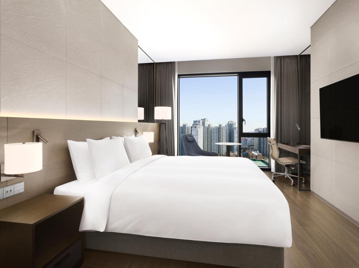 Four Points By Sheraton Suwon Exteriér fotografie