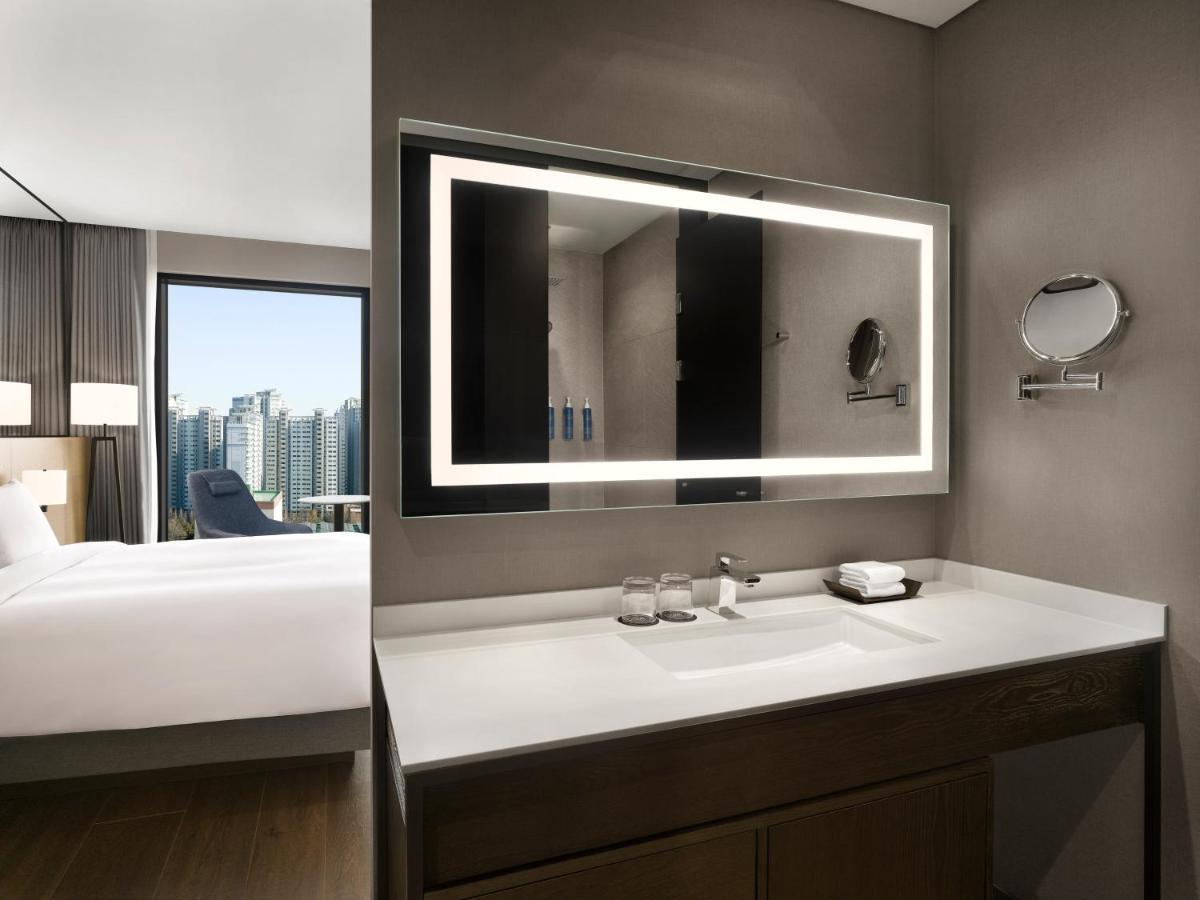 Four Points By Sheraton Suwon Exteriér fotografie