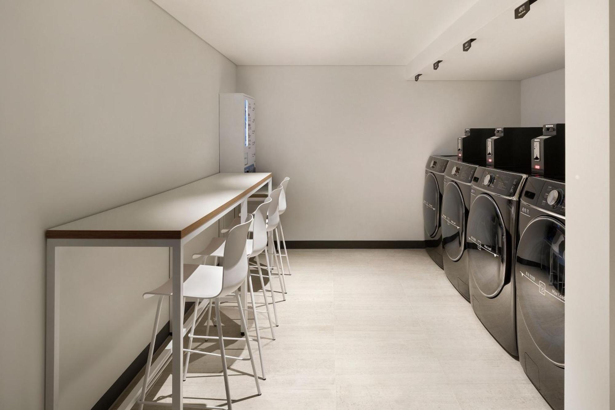 Four Points By Sheraton Suwon Exteriér fotografie