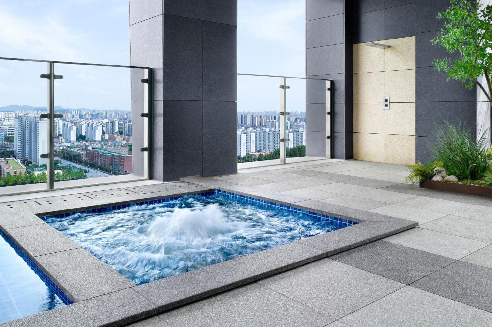 Four Points By Sheraton Suwon Exteriér fotografie