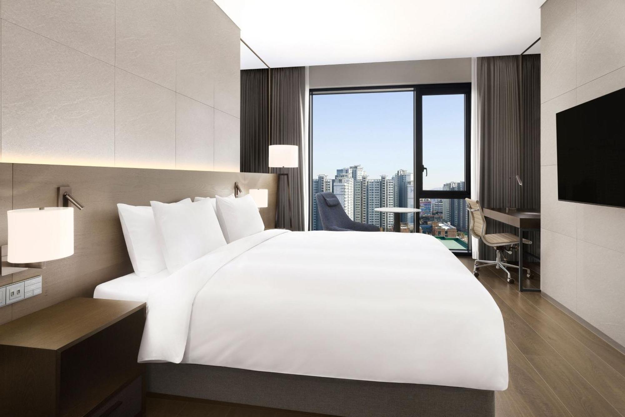 Four Points By Sheraton Suwon Exteriér fotografie