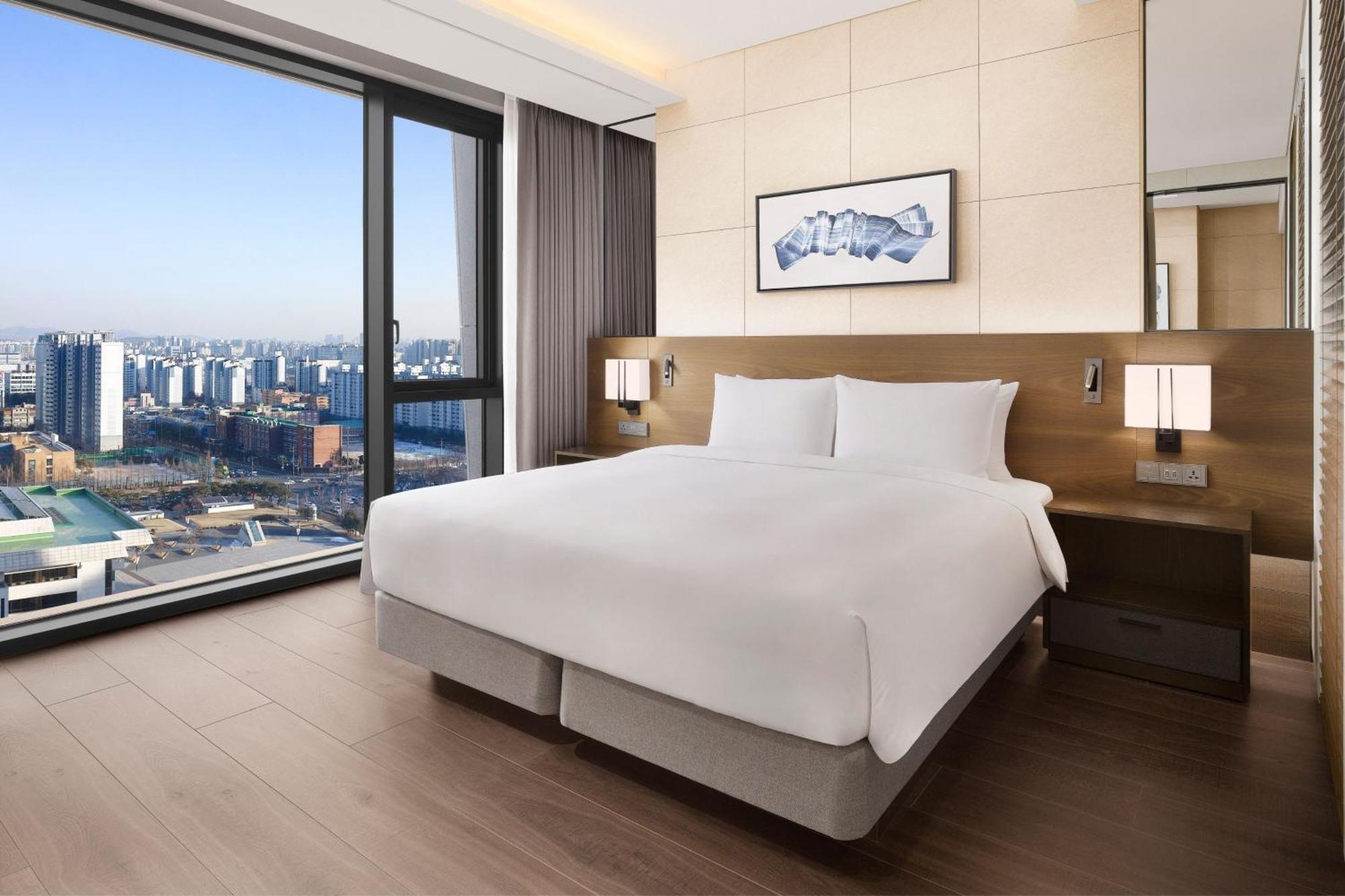 Four Points By Sheraton Suwon Exteriér fotografie